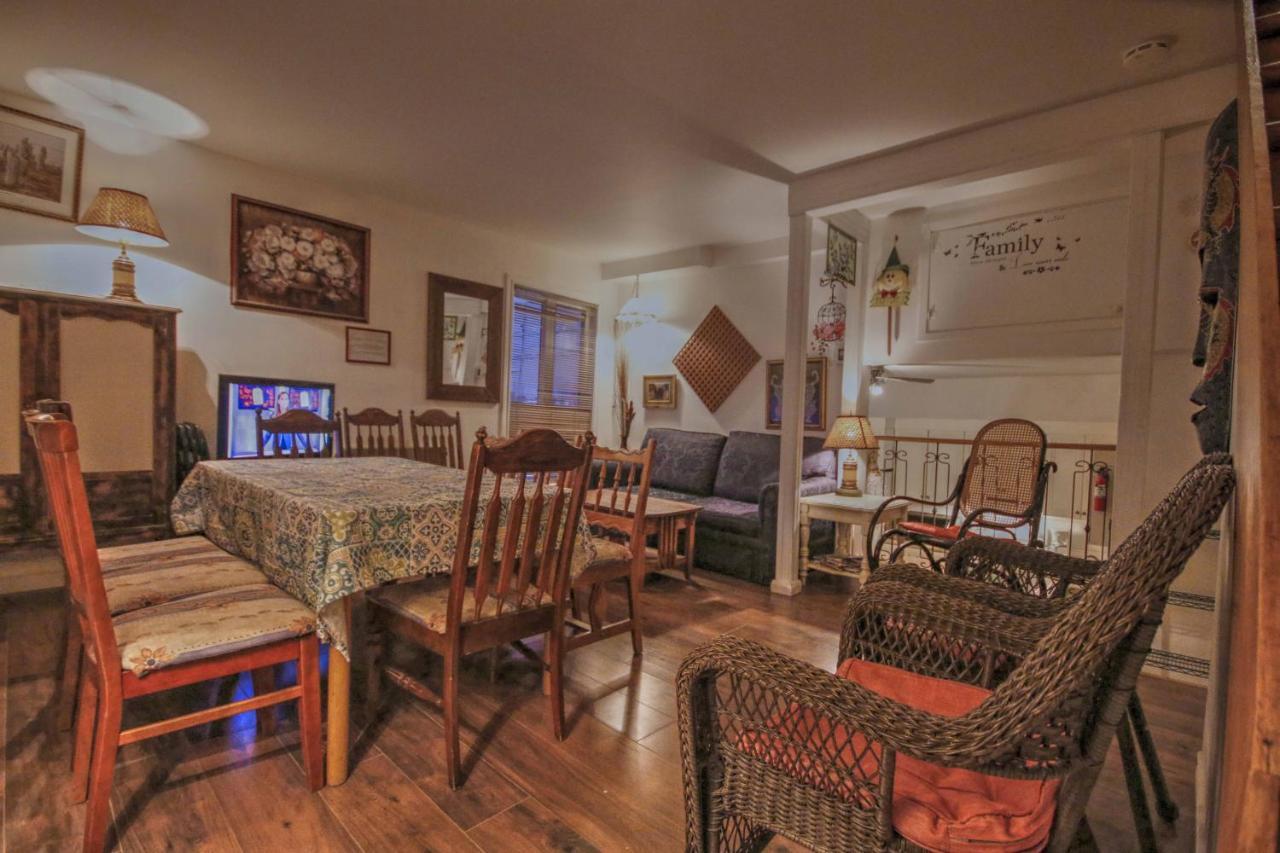 Vieille Maison Rustique Espace Interessant Quebec Exteriér fotografie