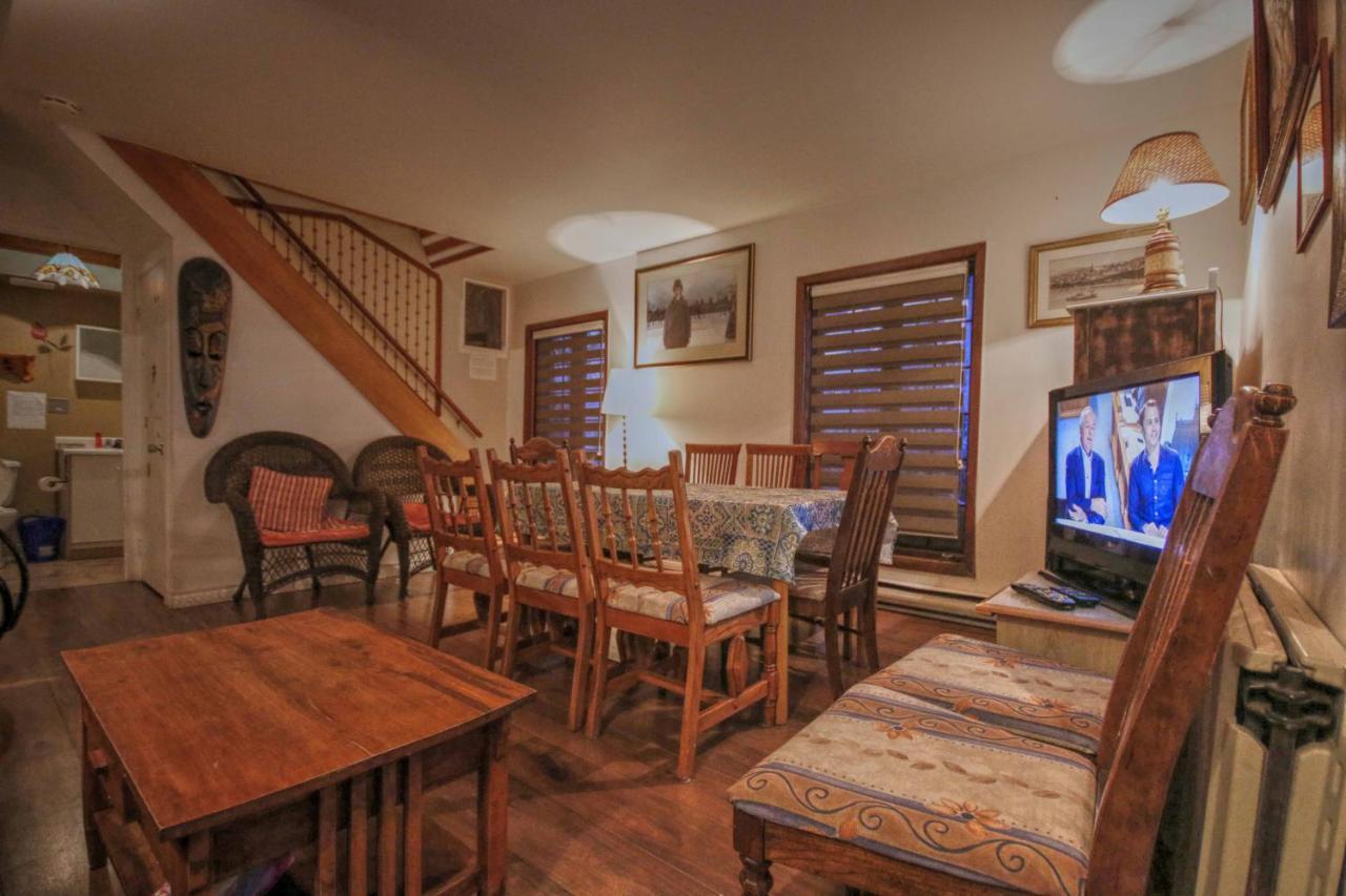 Vieille Maison Rustique Espace Interessant Quebec Exteriér fotografie