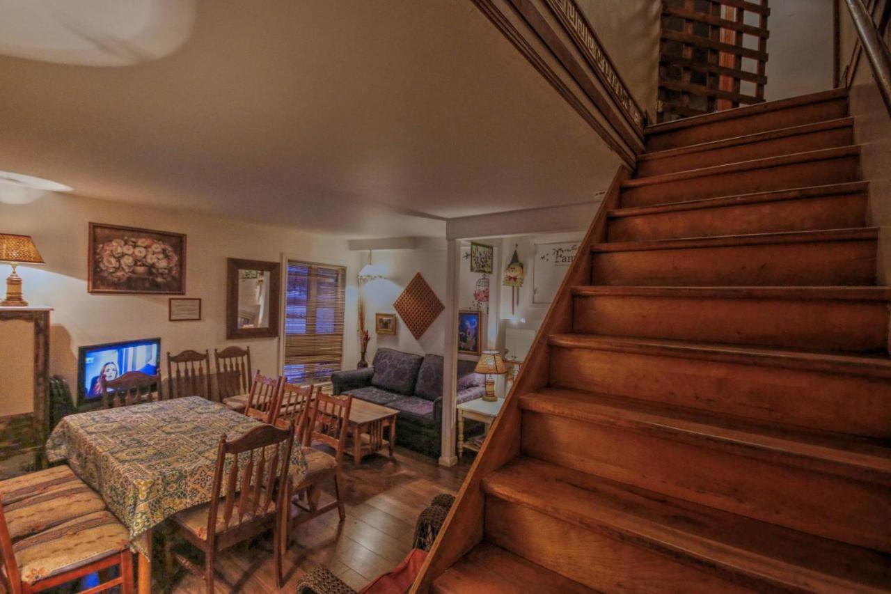 Vieille Maison Rustique Espace Interessant Quebec Exteriér fotografie